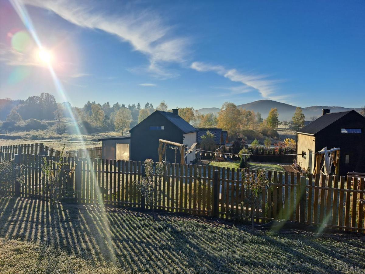 Ferienwohnung Bieszczadzkie Boho Stodoly Myczkowce Exterior foto